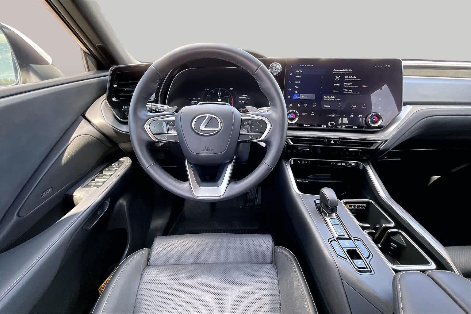 2024 Lexus TX 350 photo 5 of 31