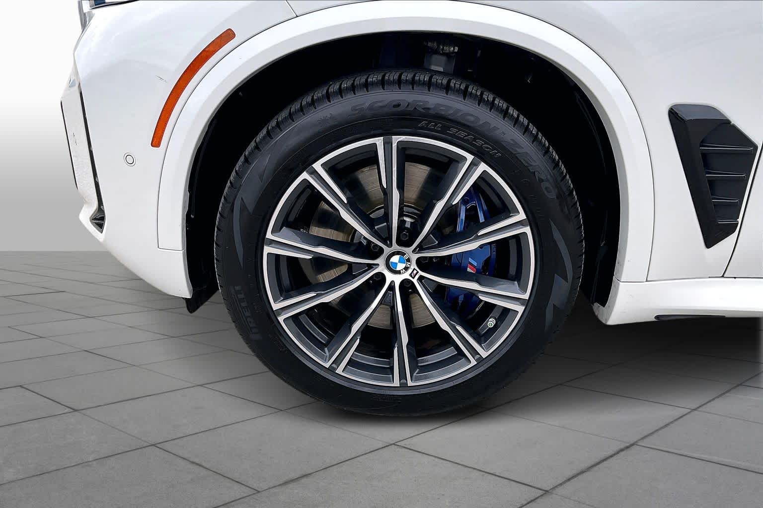 2024 BMW X5 M60i M60i - 10