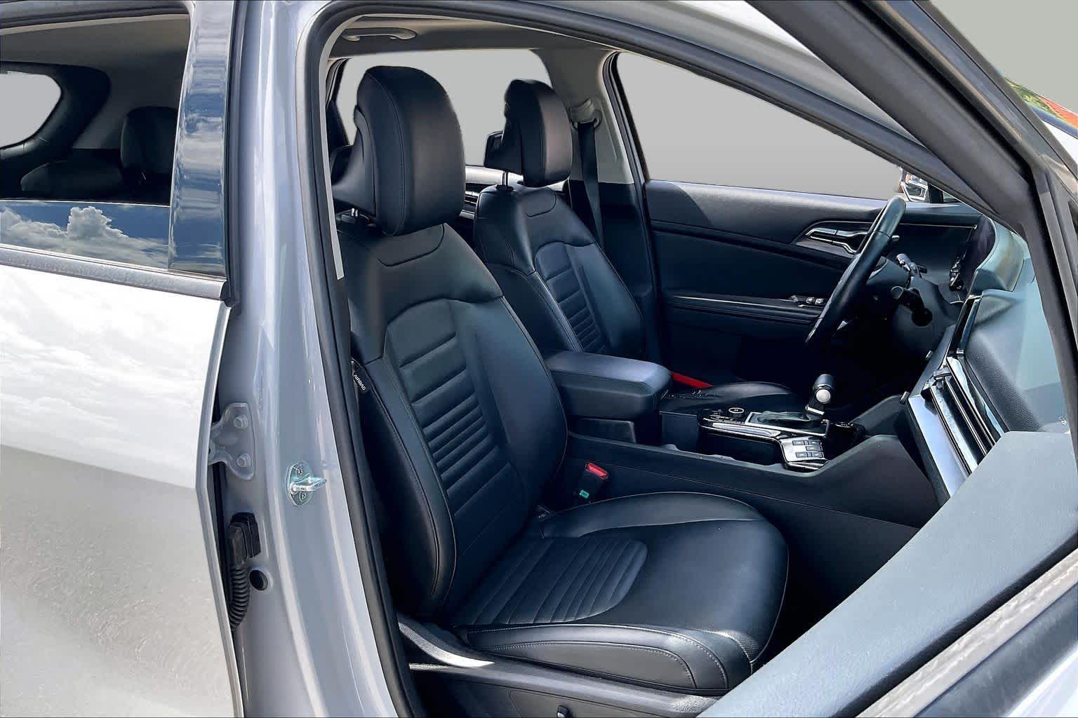 2023 Kia Sportage photo 9 of 35