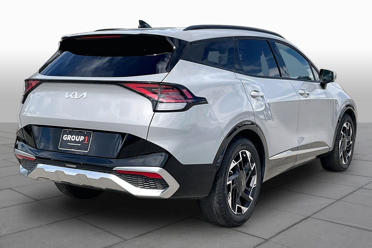 2023 Kia Sportage photo 13 of 35