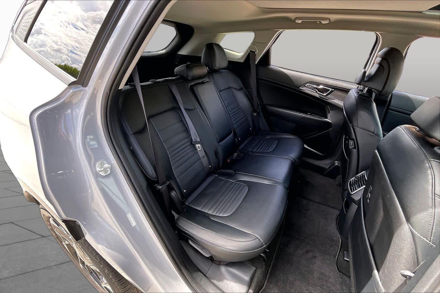 2023 Kia Sportage photo 21 of 35