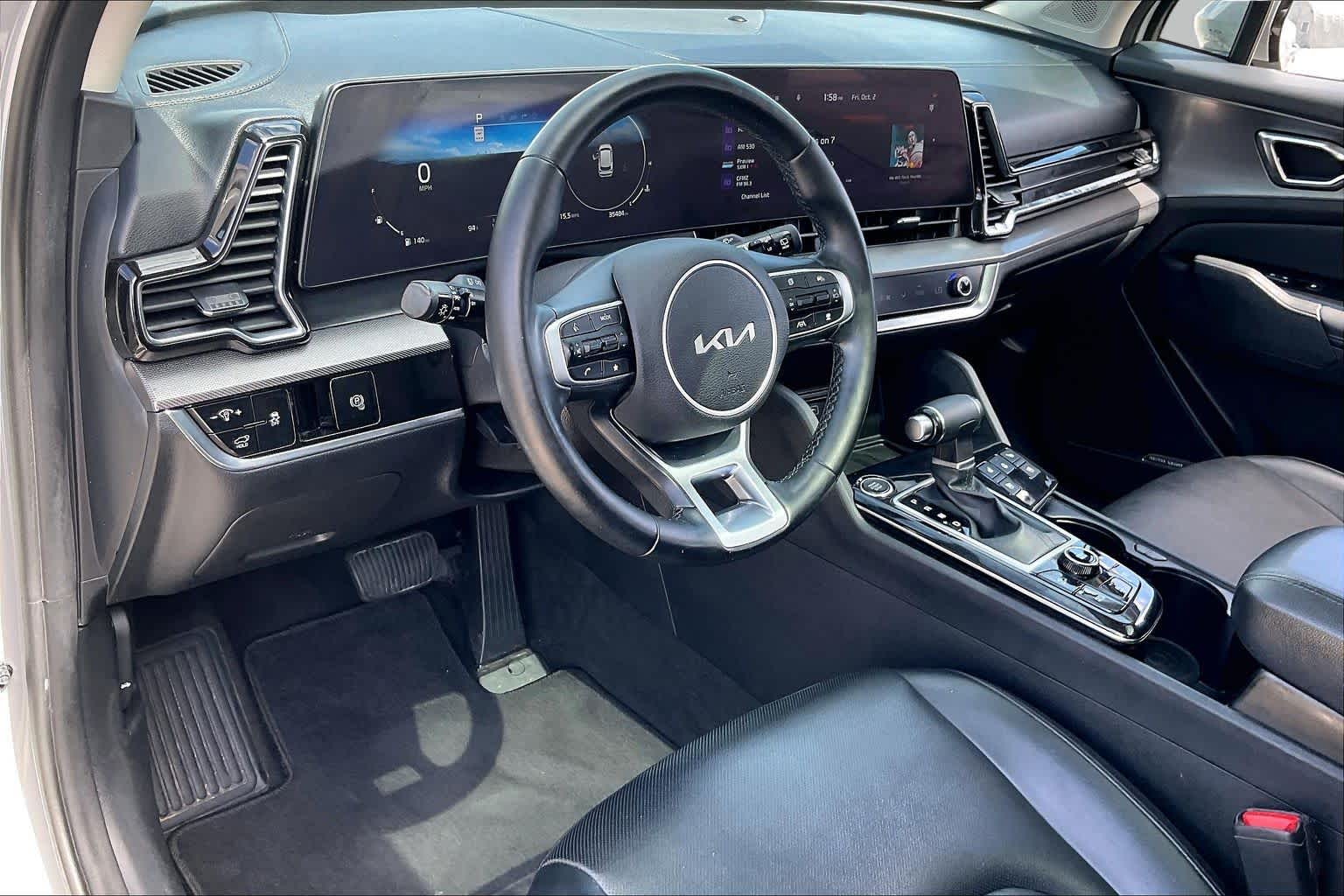 2023 Kia Sportage photo 18 of 35
