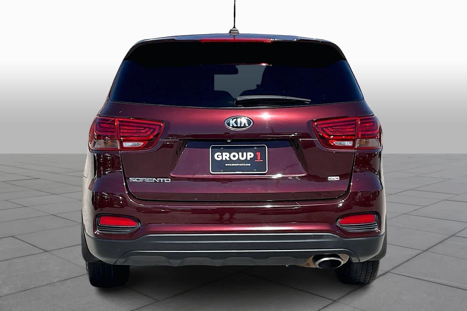 2019 Kia Sorento LX - 4