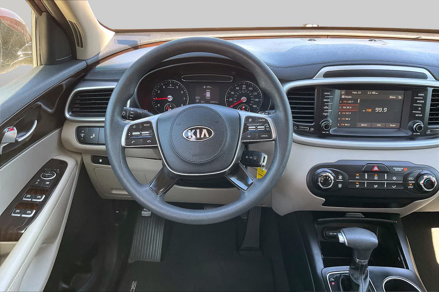 2019 Kia Sorento LX - 5