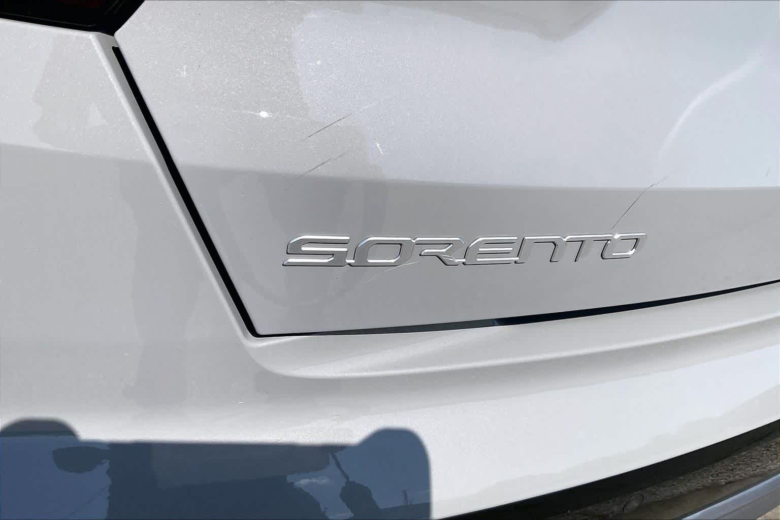 2023 Kia Sorento photo 10 of 32