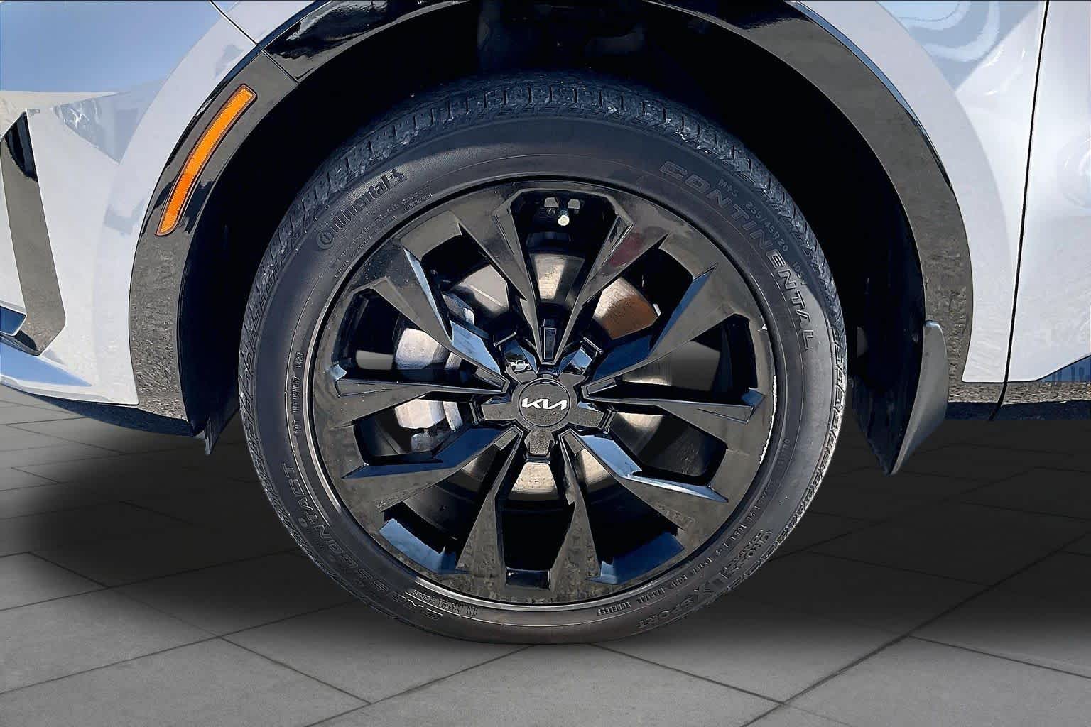 2023 Kia Sorento photo 11 of 32