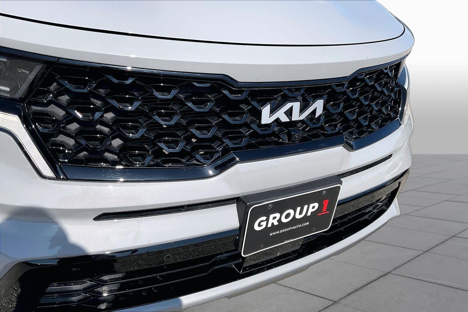 2023 Kia Sorento photo 30 of 32