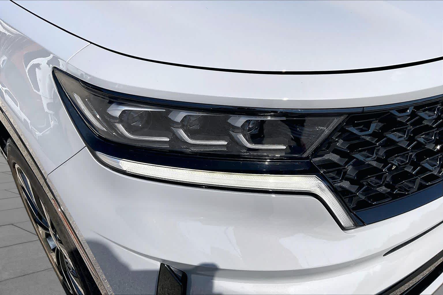 2023 Kia Sorento photo 28 of 32