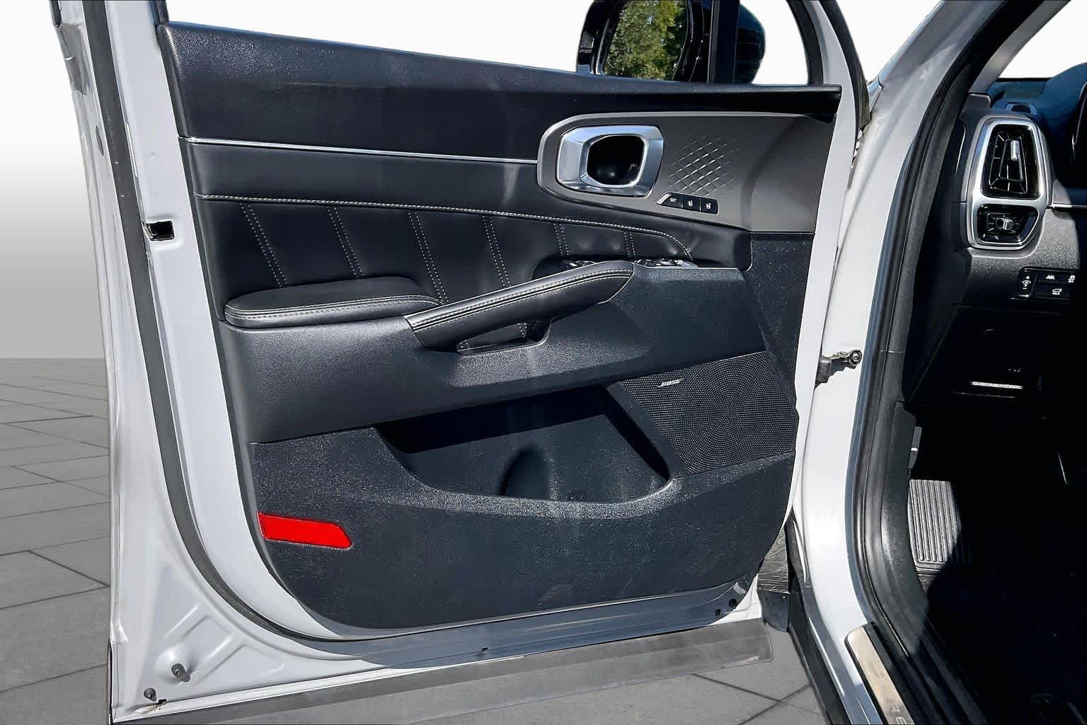 2023 Kia Sorento photo 22 of 32