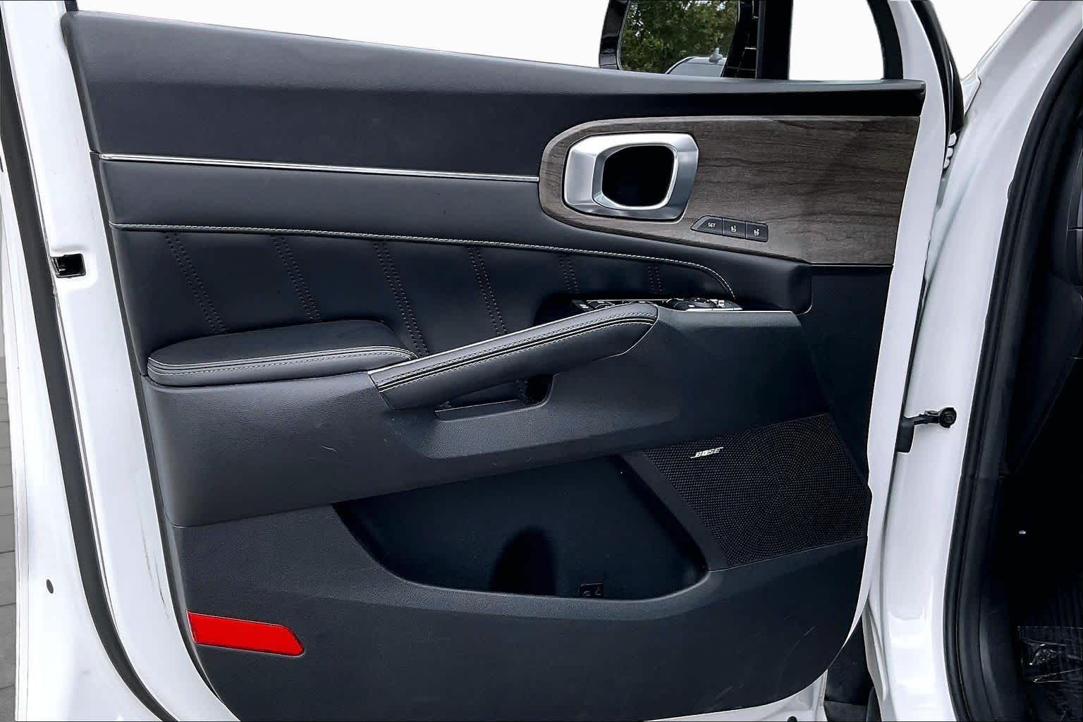 2022 Kia Sorento photo 22 of 35