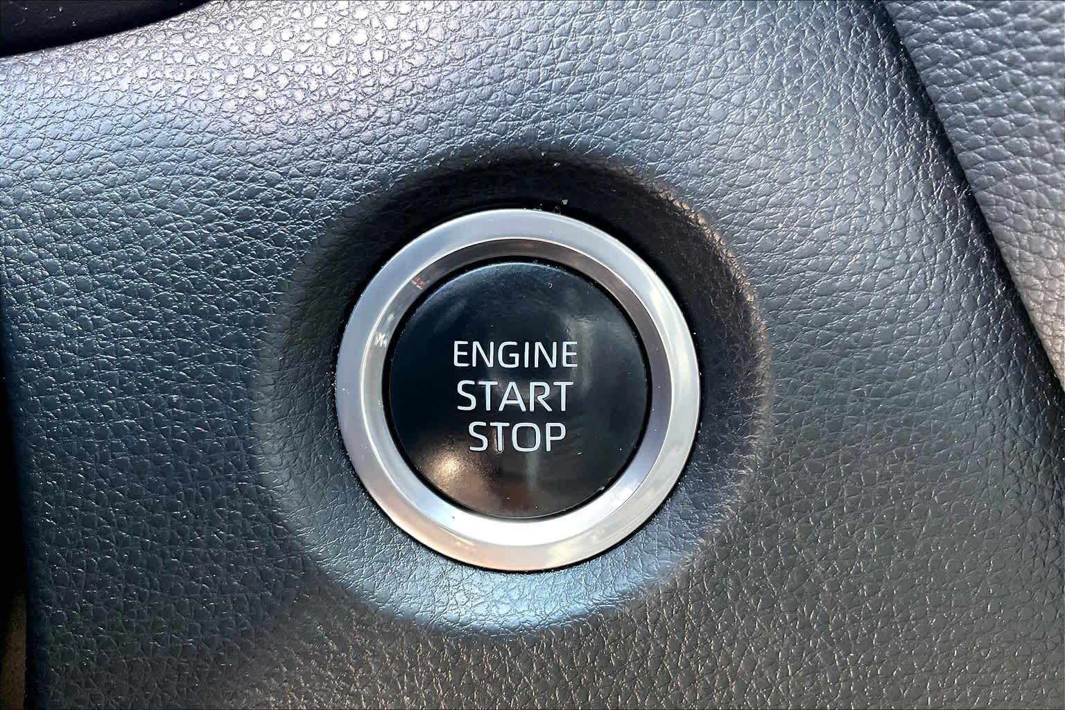 2024 Toyota Corolla photo 33 of 34