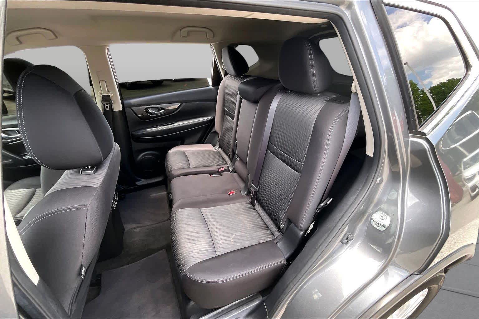 2019 Nissan Rogue SV Gun Metallic at HGreg Houston