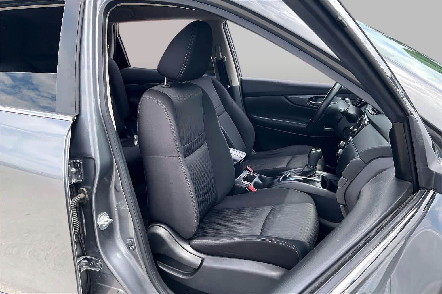 2019 Nissan Rogue SV Gun Metallic at HGreg Houston
