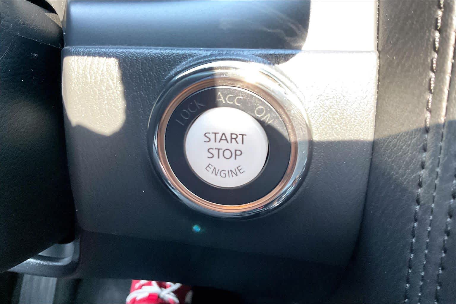 2024 Nissan Armada photo 33 of 34