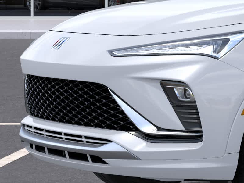 2026 Buick Envista Avenir White Frost Tricoat at Group 1 GMC Buick South