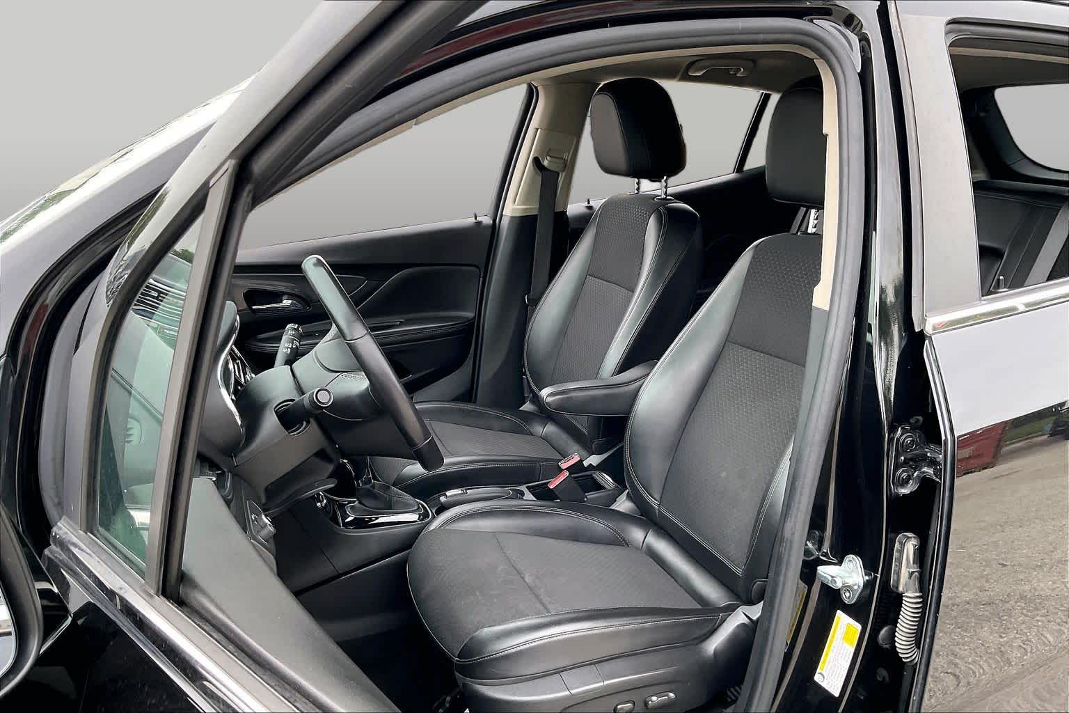 Pre-Owned 2022 Buick Encore Preferred