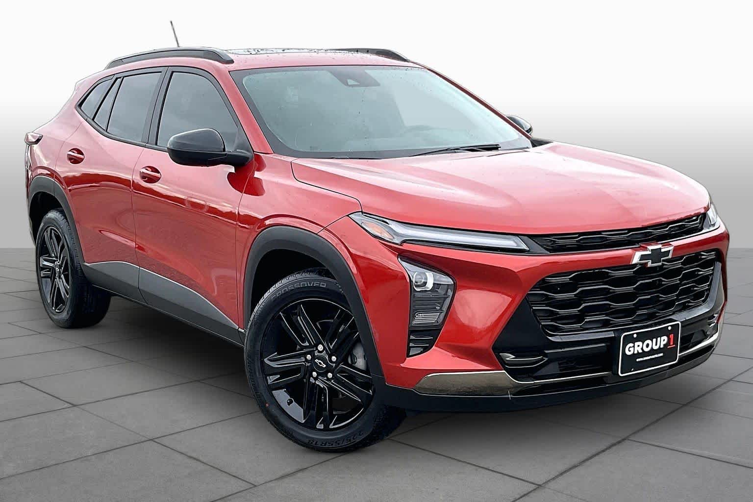2024 Chevrolet Trax photo 3 of 35