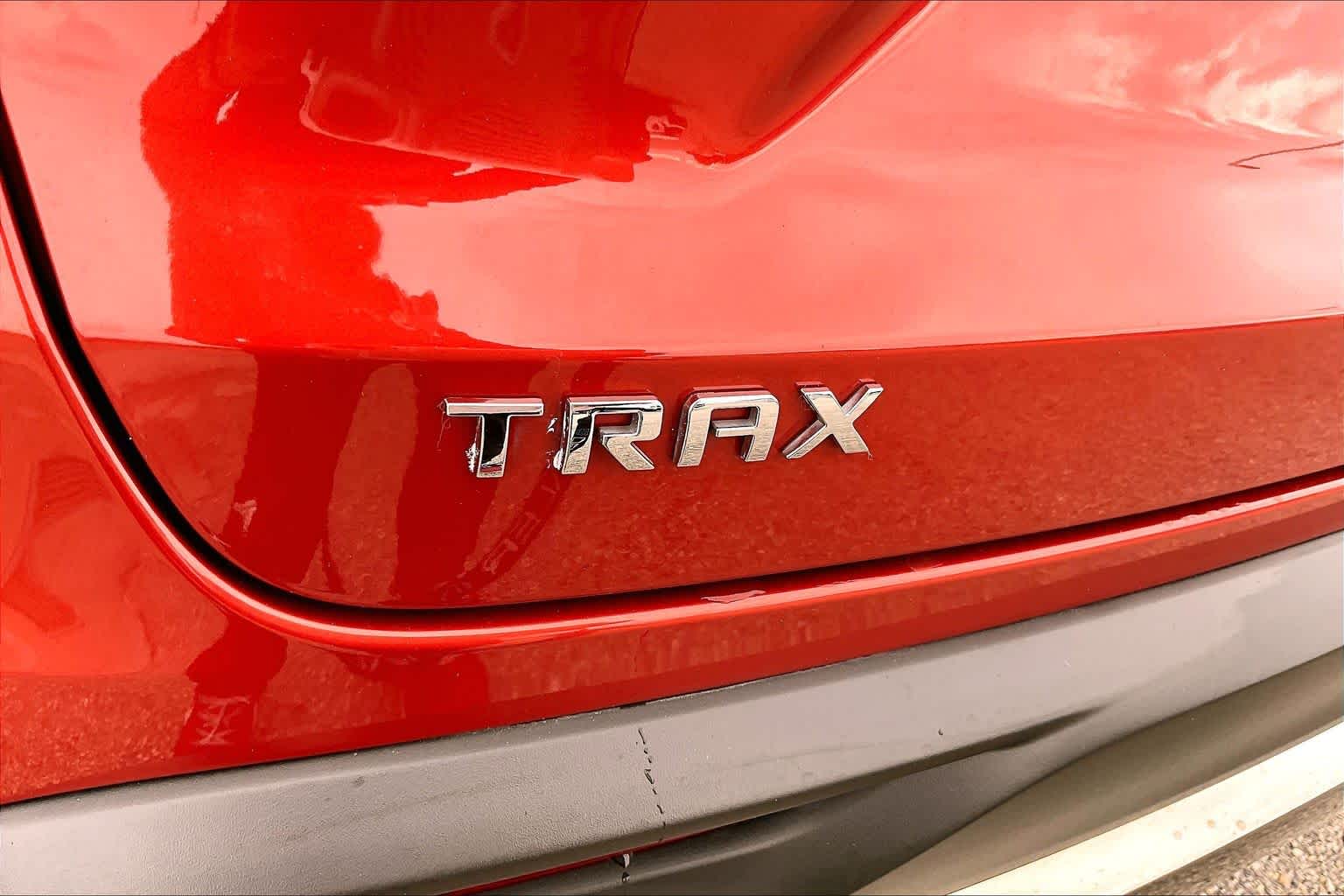 2024 Chevrolet Trax photo 10 of 35