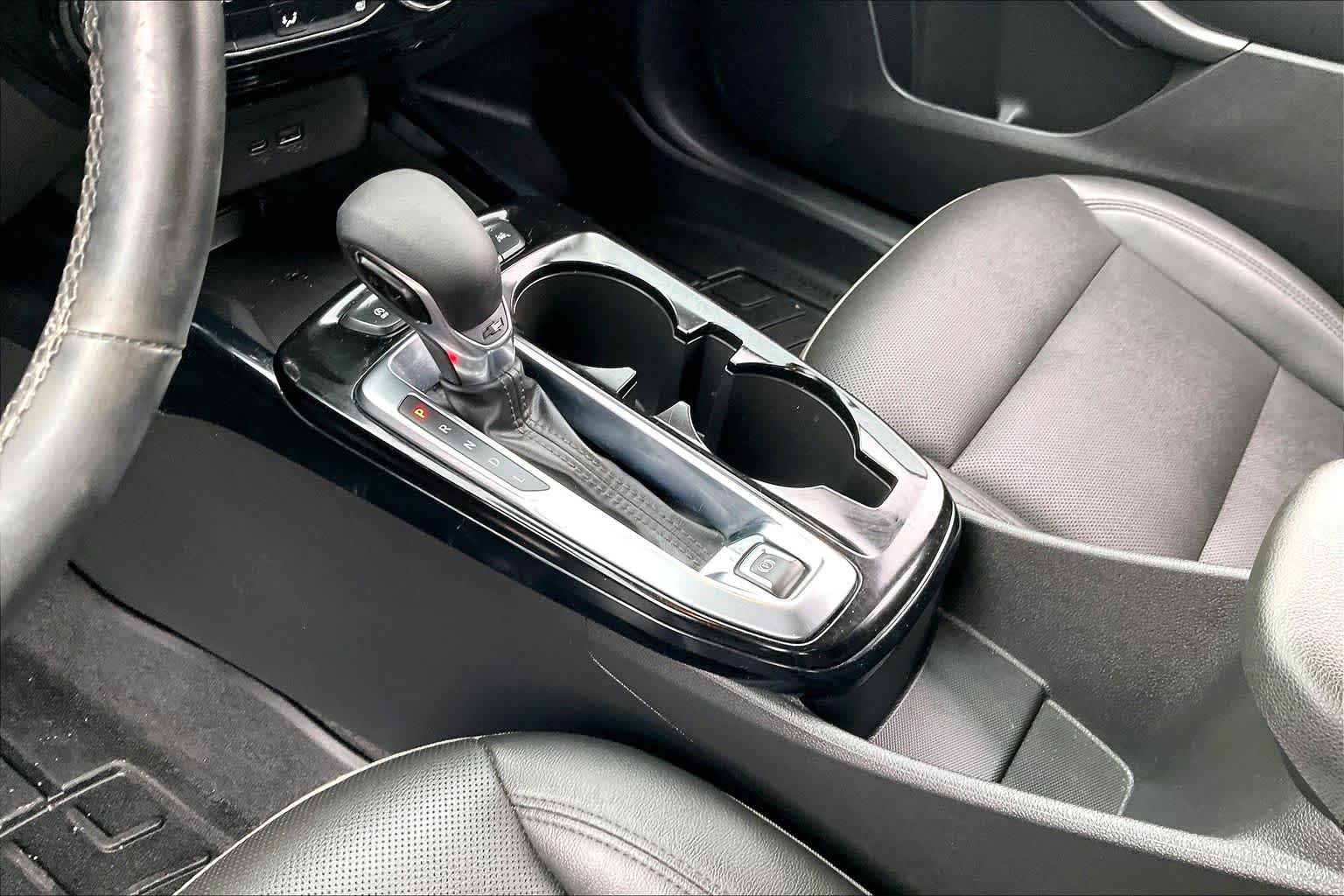2024 Chevrolet Trax photo 17 of 35