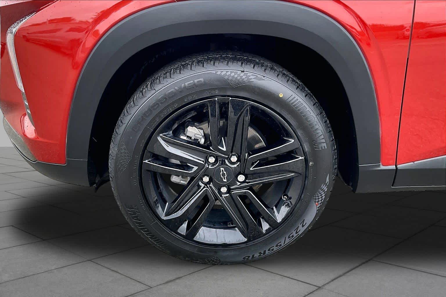 2024 Chevrolet Trax photo 11 of 35
