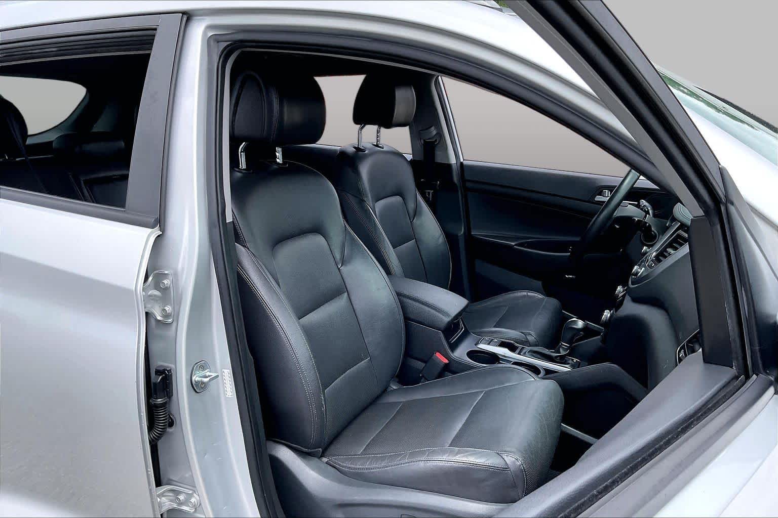 2018 Hyundai Tucson SEL Plus Molten Silver at AutoNation USA Houston