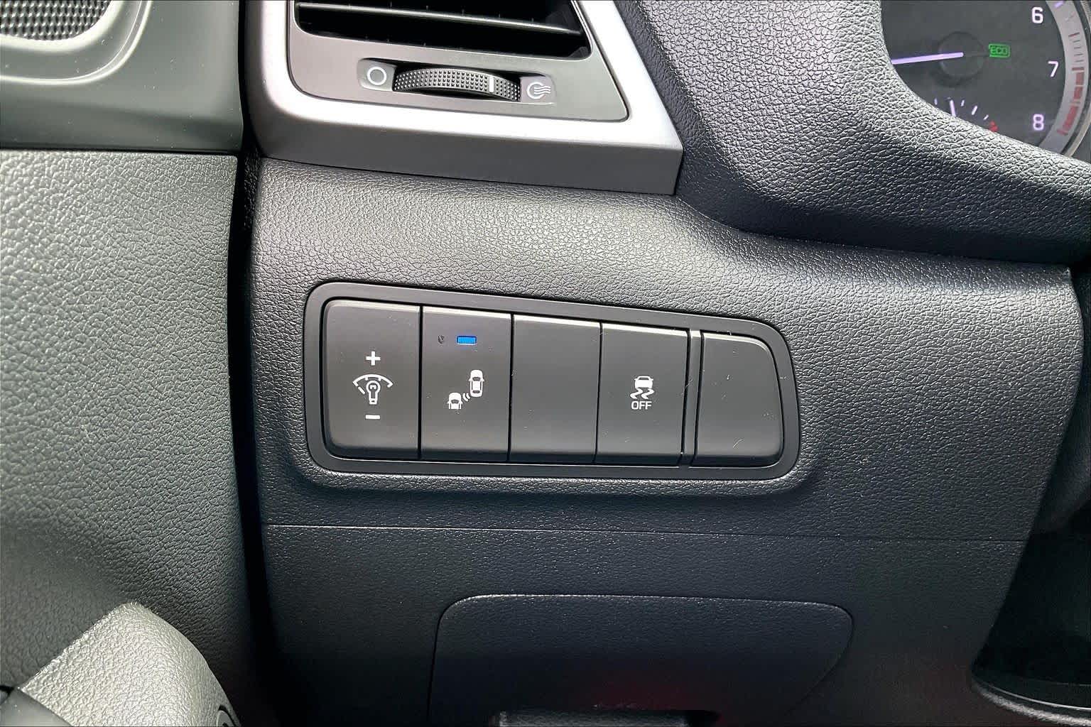 2018 Hyundai Tucson SEL Plus Molten Silver at AutoNation USA Houston