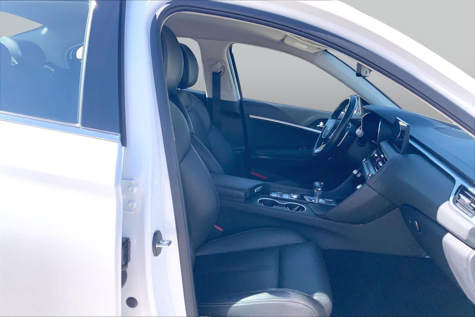 2025 Genesis G70 photo 9 of 31