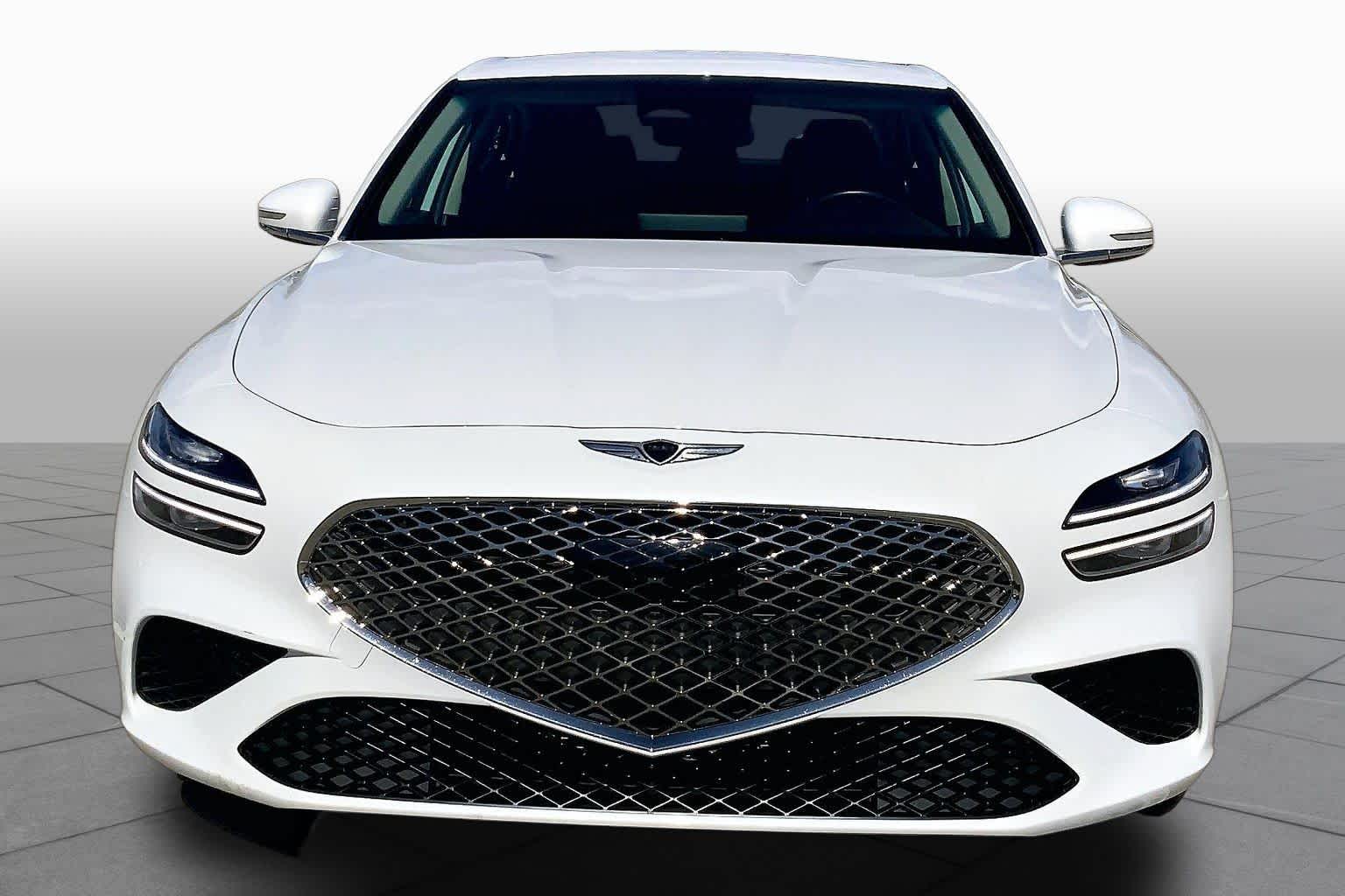 2025 Genesis G70 photo 4 of 31