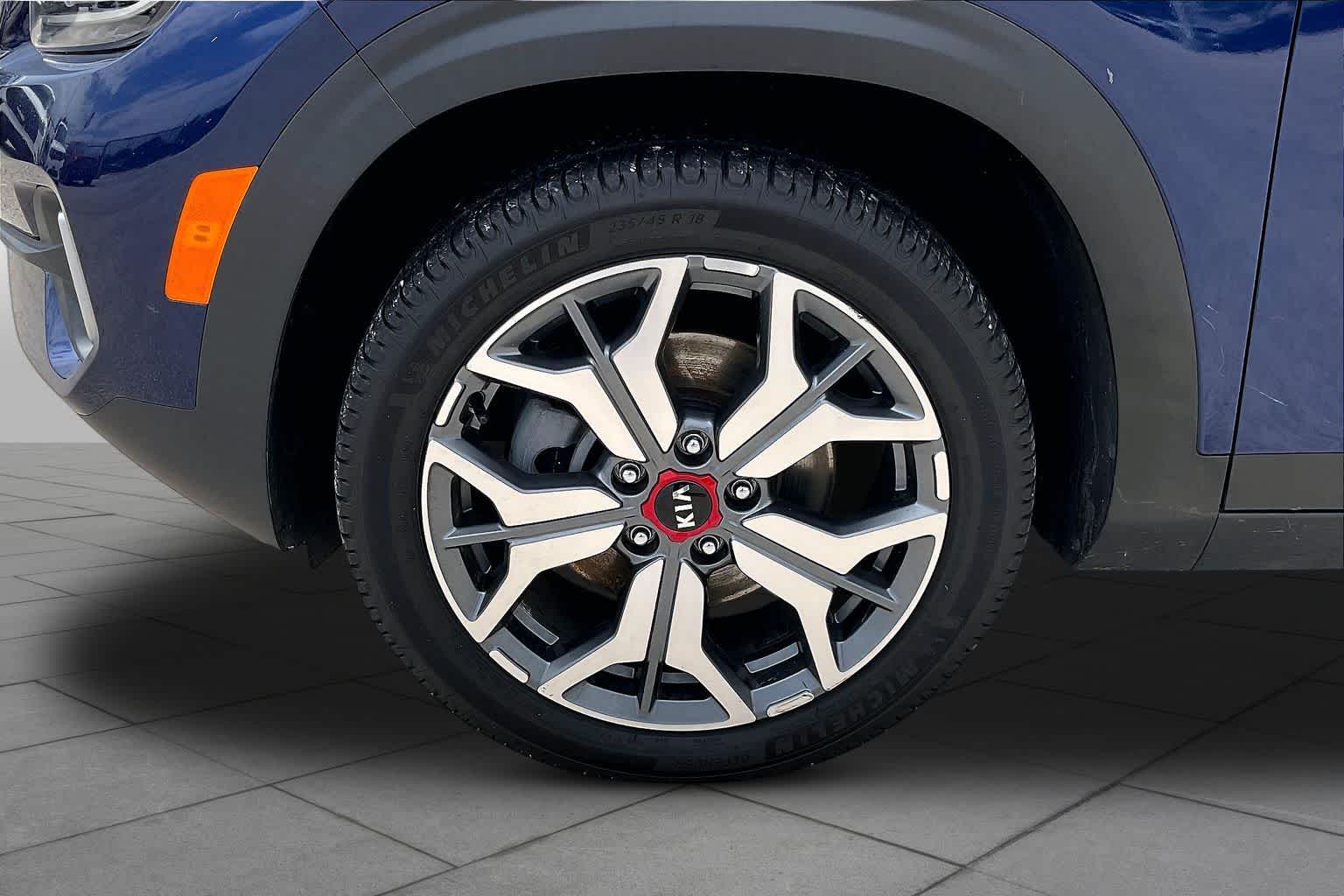 2021 Kia Seltos SX - 10