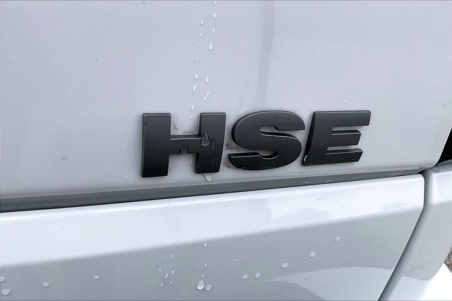 2013 Land Rover LR4 LUX Fuji White at Mac Haik Ford