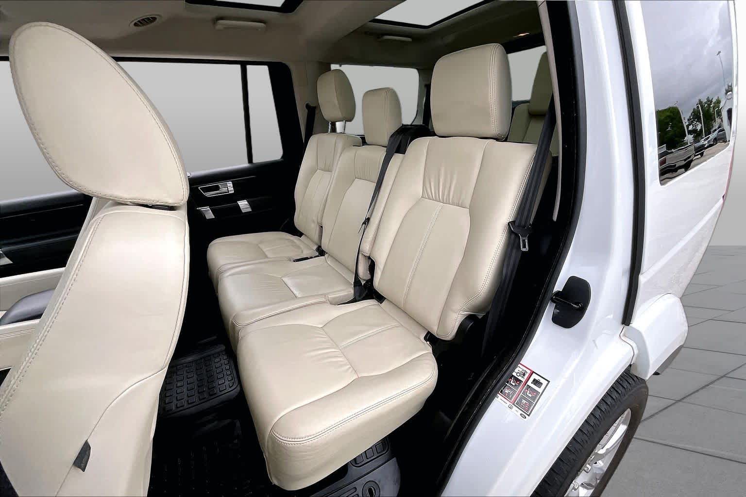 2013 Land Rover LR4 LUX Fuji White at Mac Haik Ford
