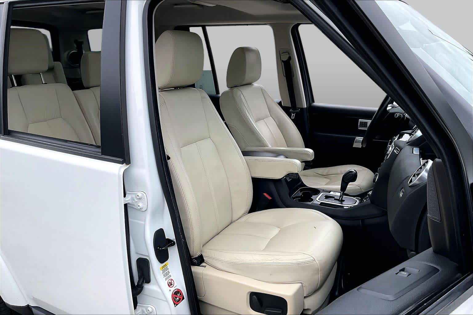 2013 Land Rover LR4 LUX Fuji White at Mac Haik Ford