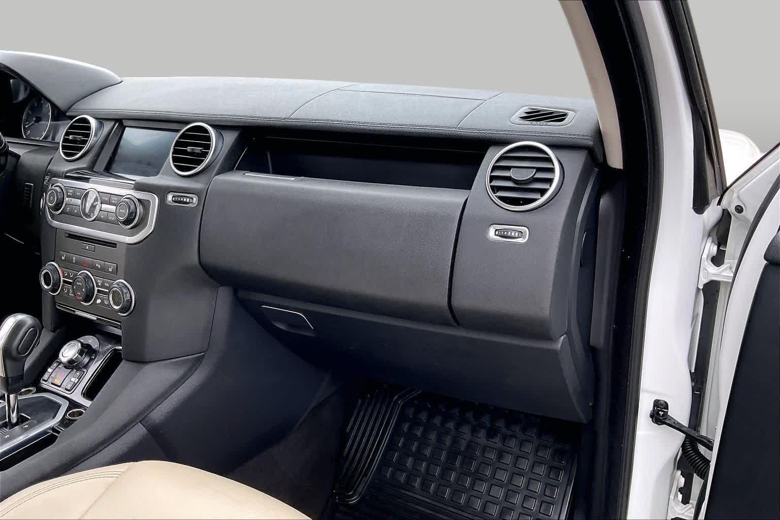 2013 Land Rover LR4 LUX Fuji White at Mac Haik Ford