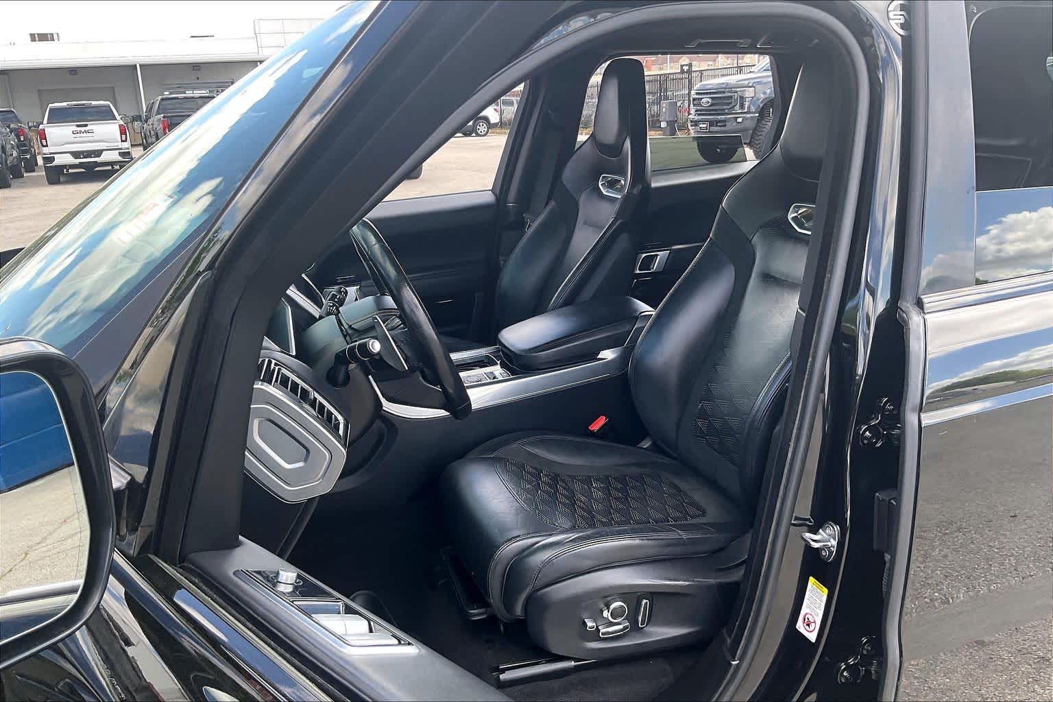 2020 Land Rover Range Rover Sport SVR - 7