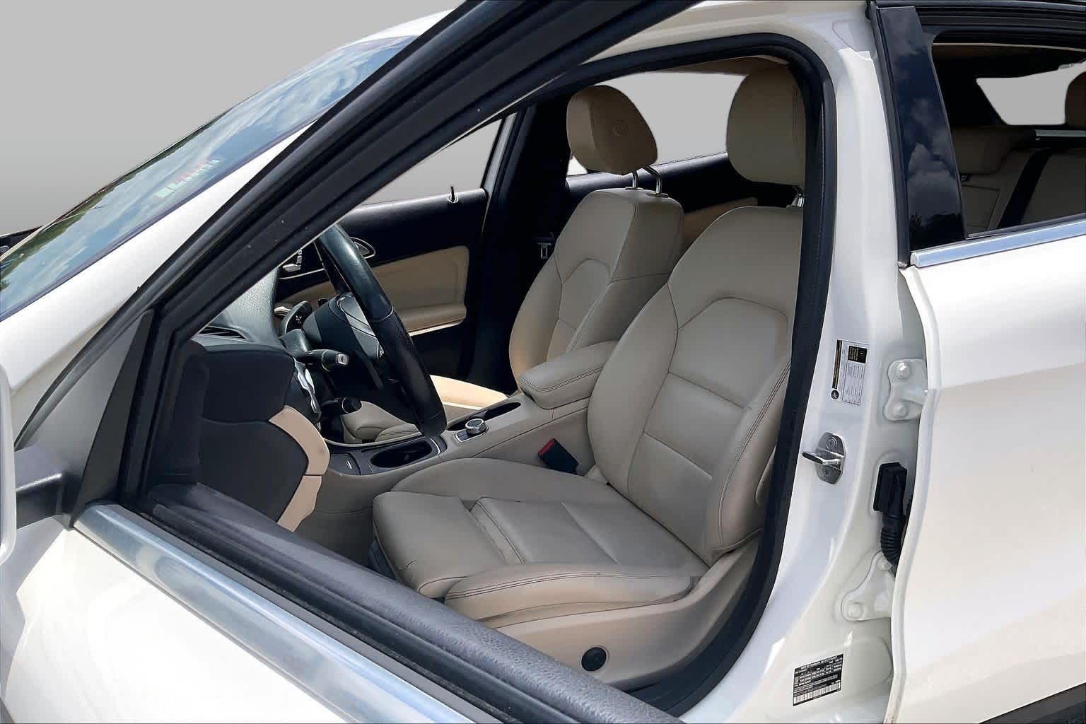 2019 Mercedes-Benz GLA 250 GLA 250 - 6