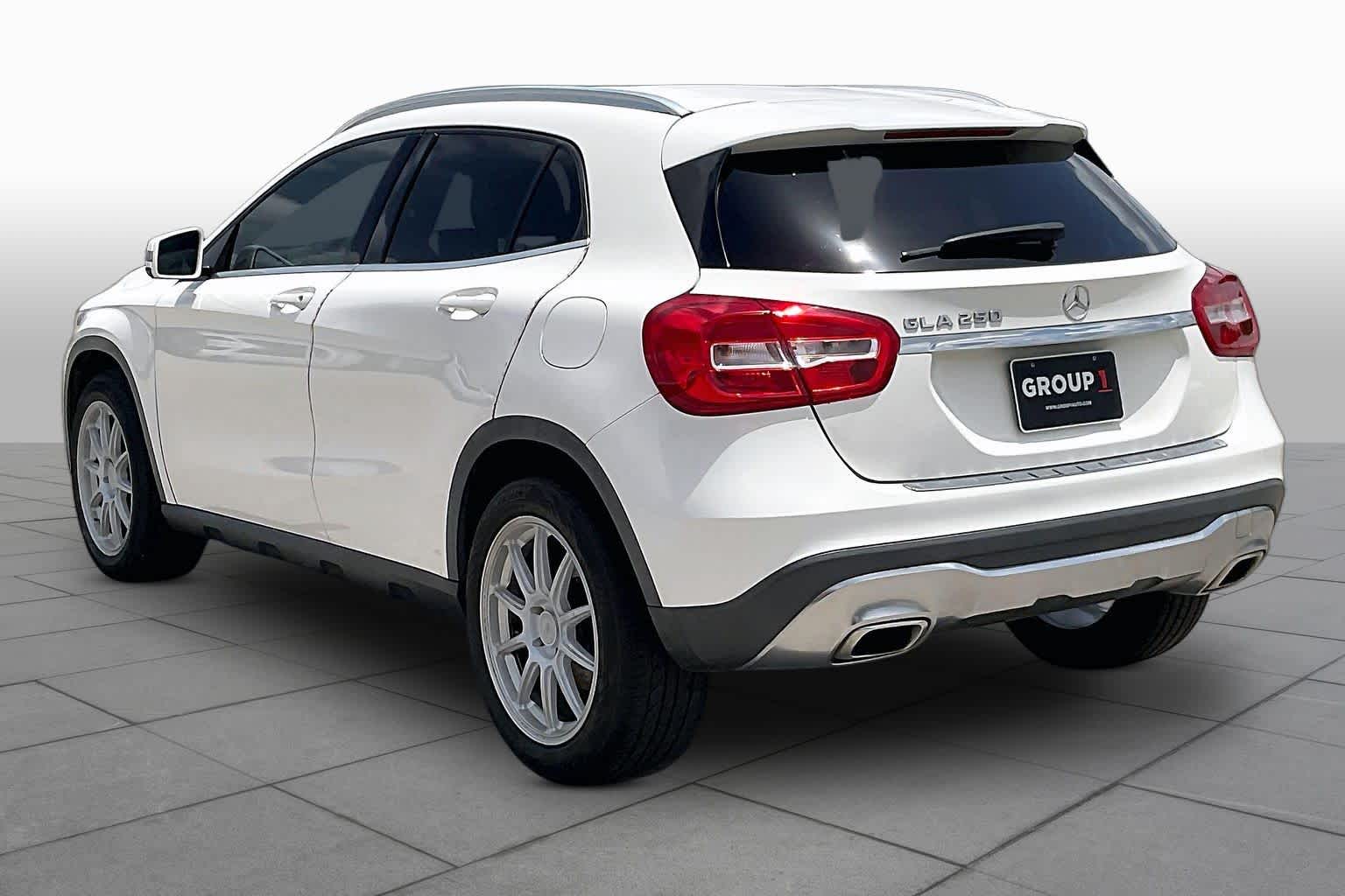 2019 Mercedes-Benz GLA 250 GLA 250 - 10