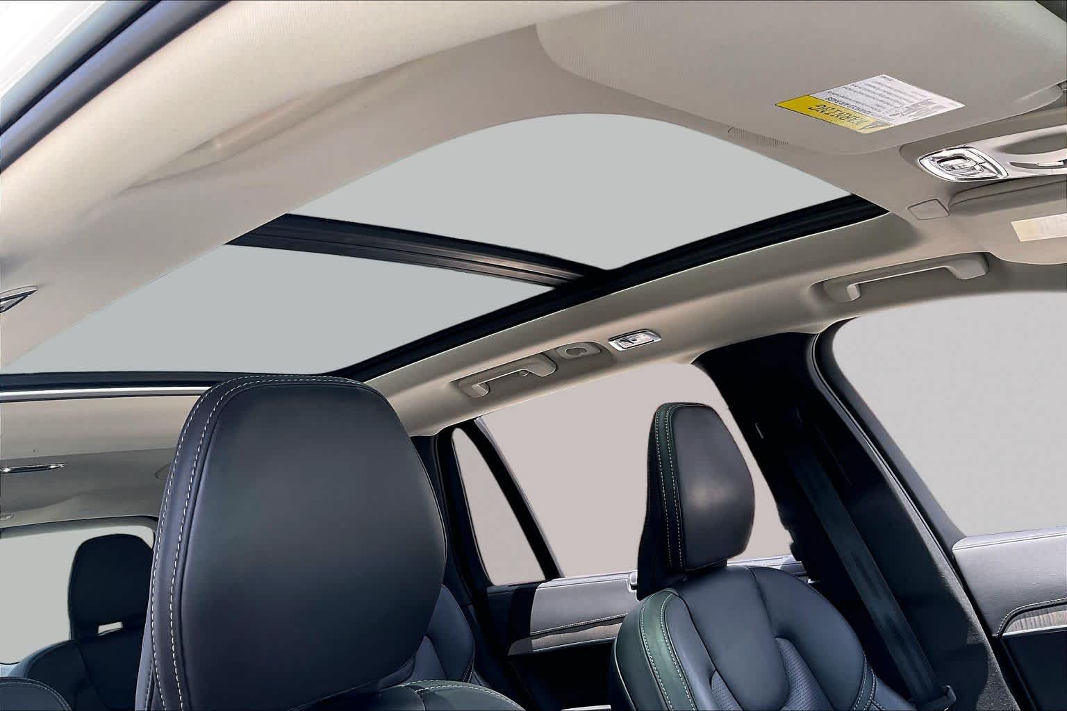 2022 Volvo XC90 Inscription Crystal White Metallic at HGreg Houston