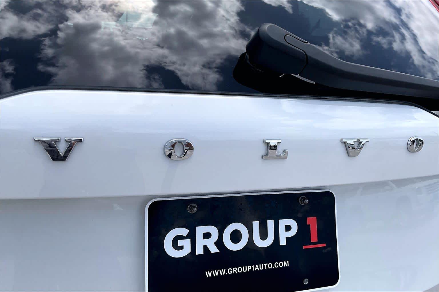 2022 Volvo XC90 Inscription Crystal White Metallic at HGreg Houston
