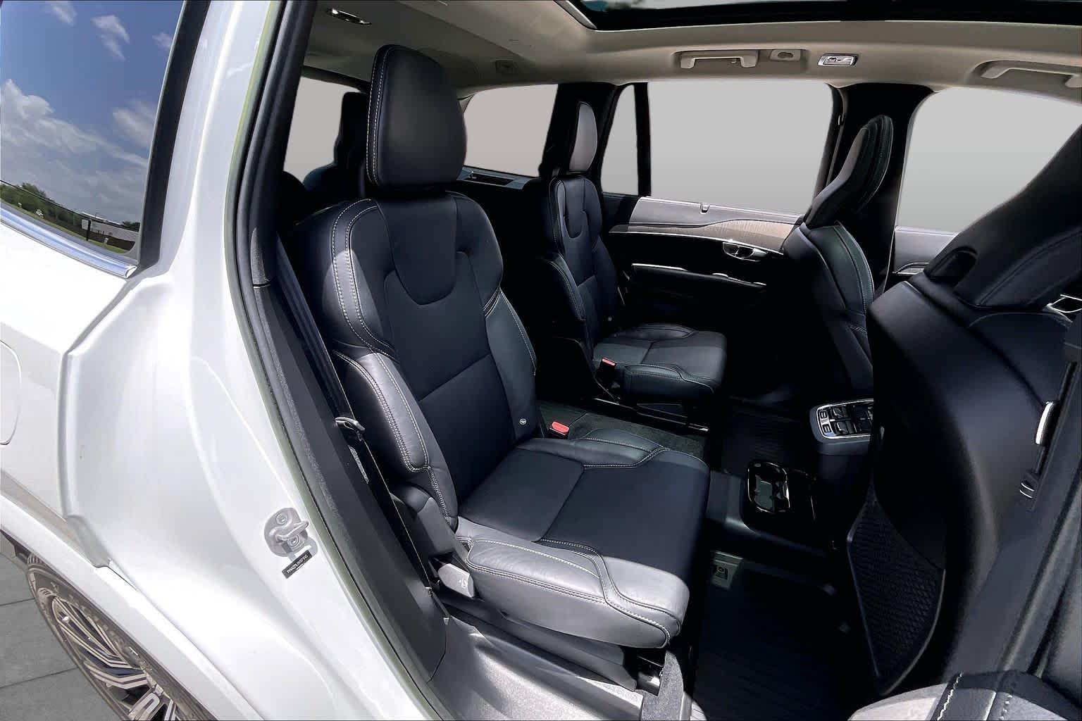 2022 Volvo XC90 Inscription Crystal White Metallic at HGreg Houston