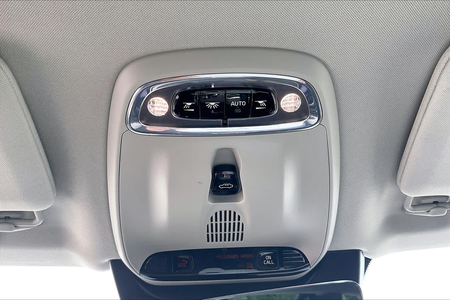 2022 Volvo XC90 Inscription Crystal White Metallic at HGreg Houston