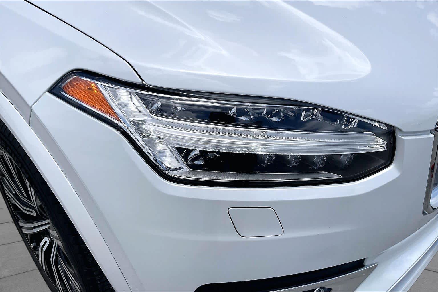 2022 Volvo XC90 Inscription Crystal White Metallic at HGreg Houston