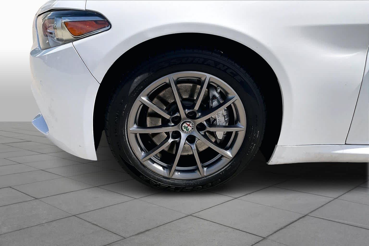 2018 Alfa Romeo Giulia - 9