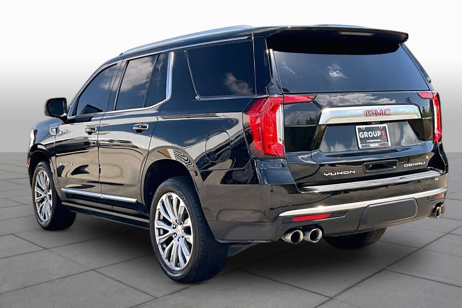 Used 2021 ONYX BLACK GMC Denali image 12