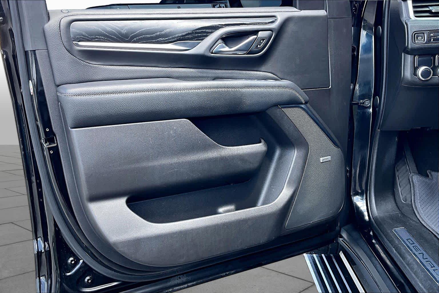 Used 2021 ONYX BLACK GMC Denali image 22