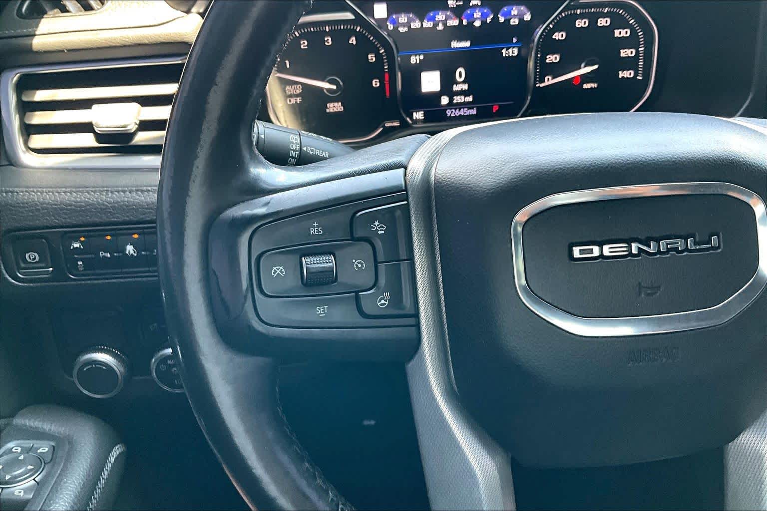 Used 2021 ONYX BLACK GMC Denali image 24