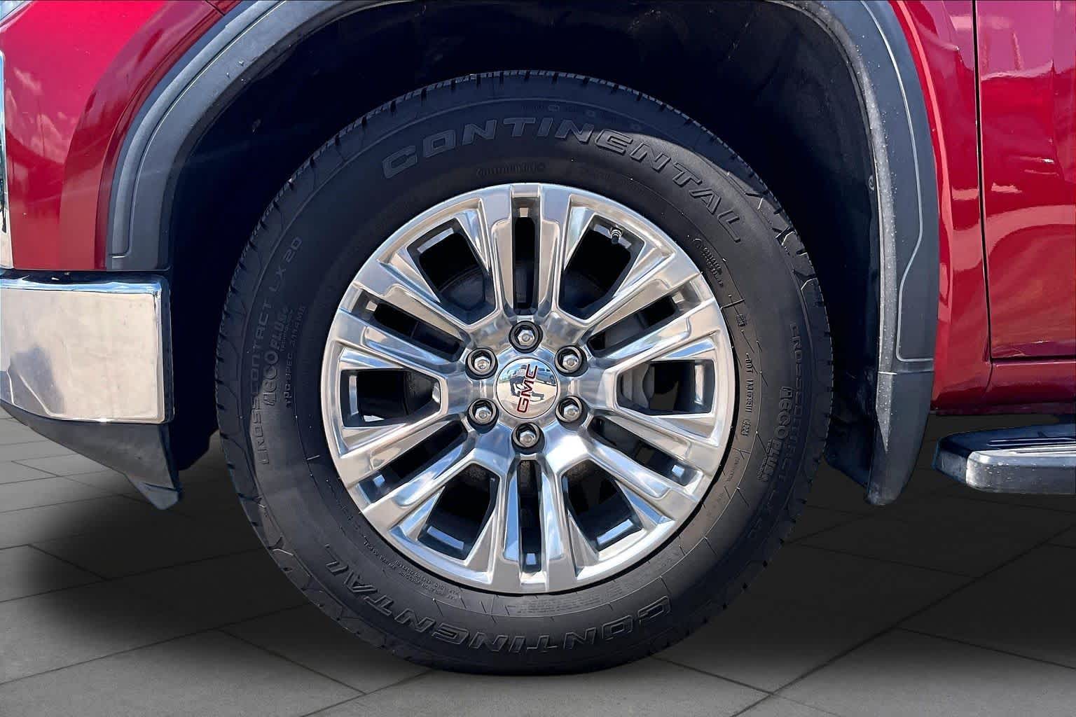 Certified Used 2020 RED QUARTZ TINTCOAT GMC SLT image 11