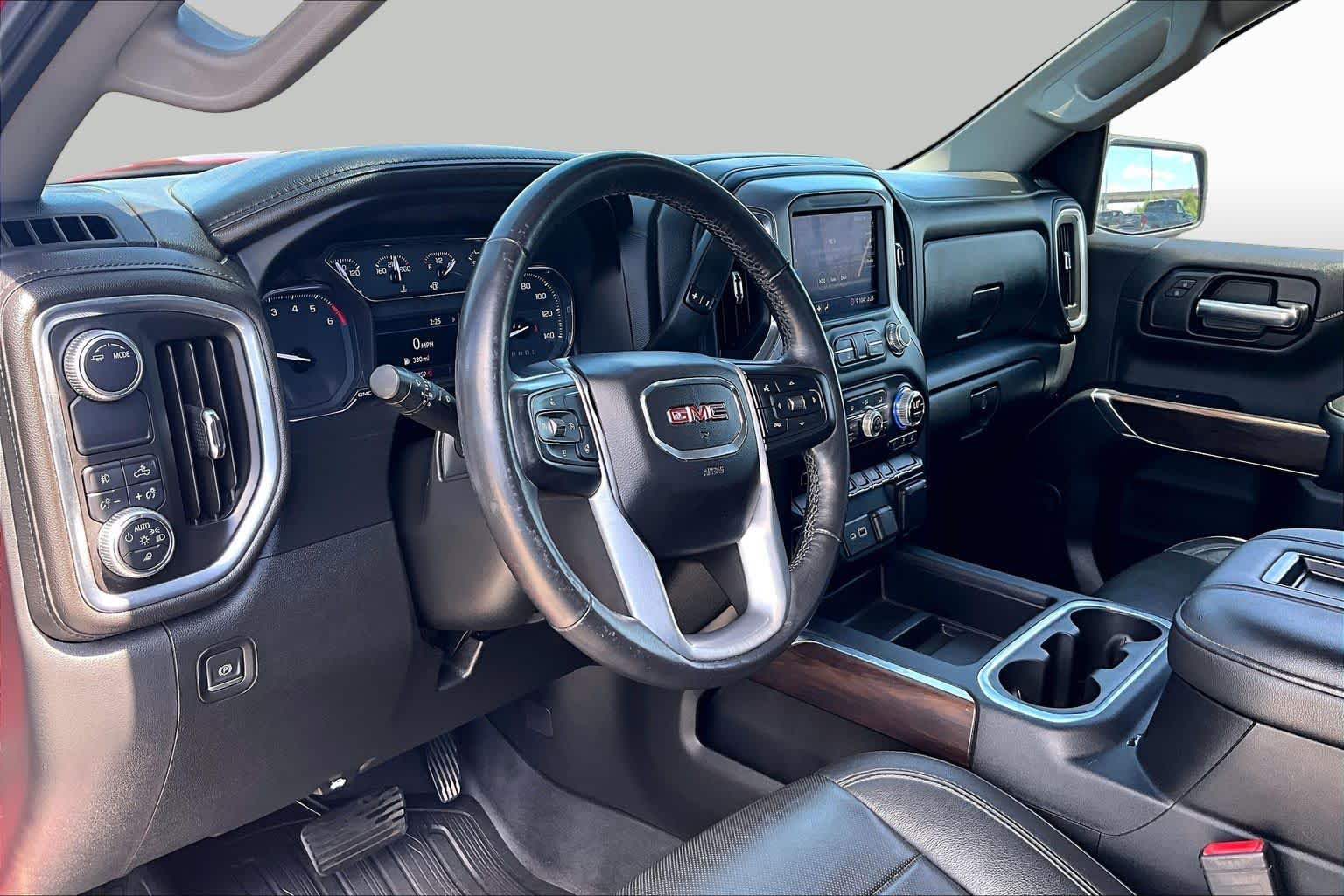 Certified Used 2020 RED QUARTZ TINTCOAT GMC SLT image 18