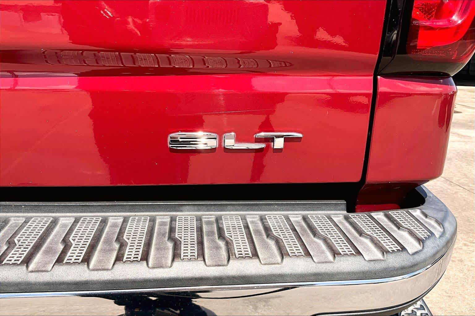 Certified Used 2020 RED QUARTZ TINTCOAT GMC SLT image 31