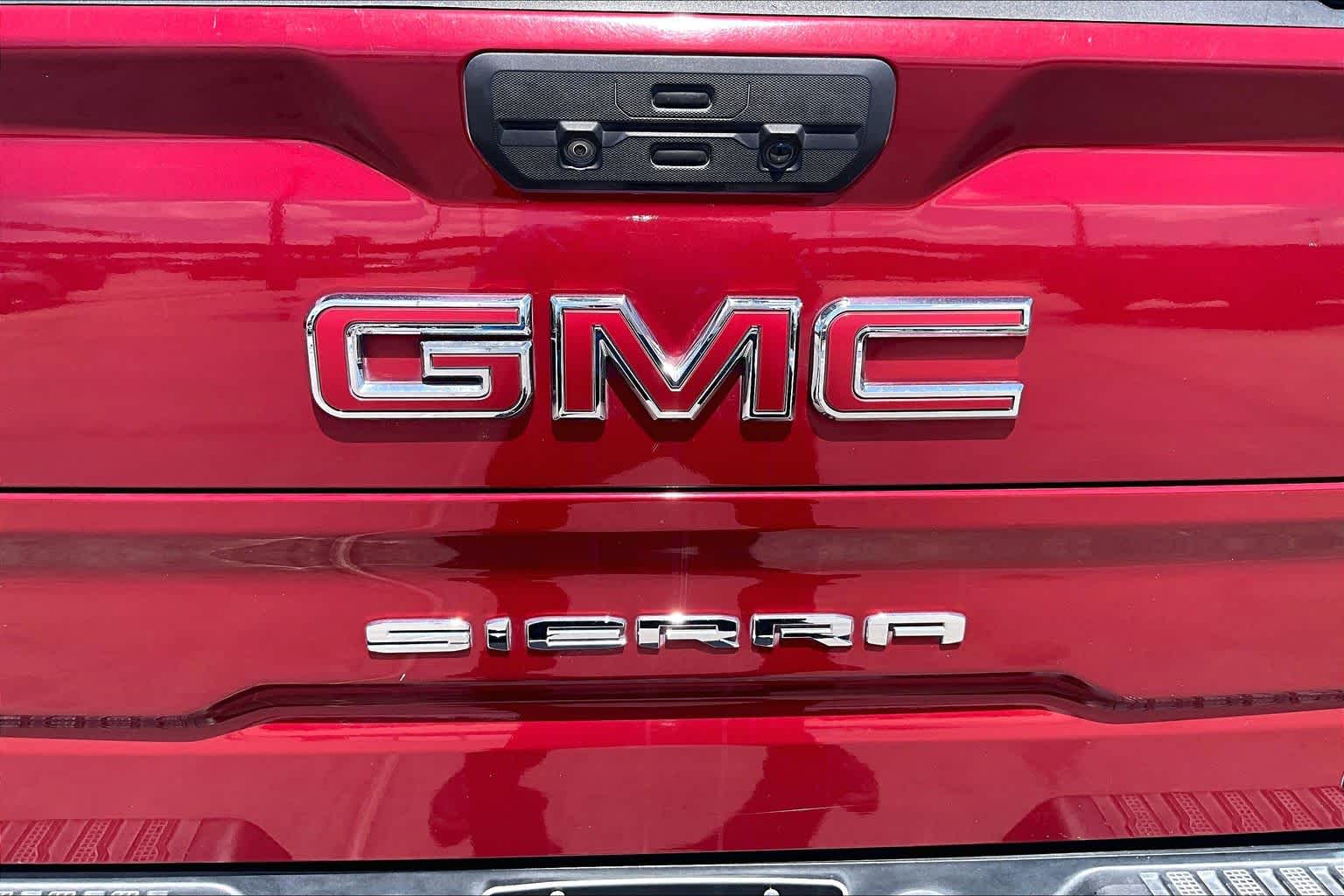 Certified Used 2020 RED QUARTZ TINTCOAT GMC SLT image 10