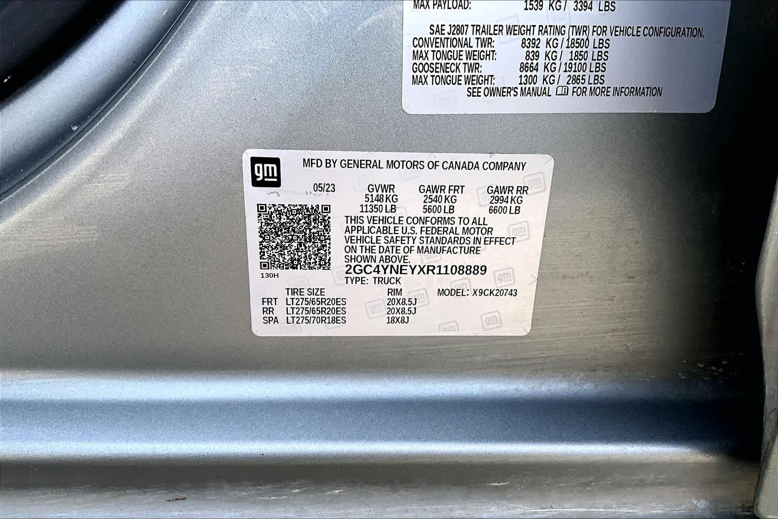 Used 2024 Sterling Gray Metallic Chevrolet LT image 35